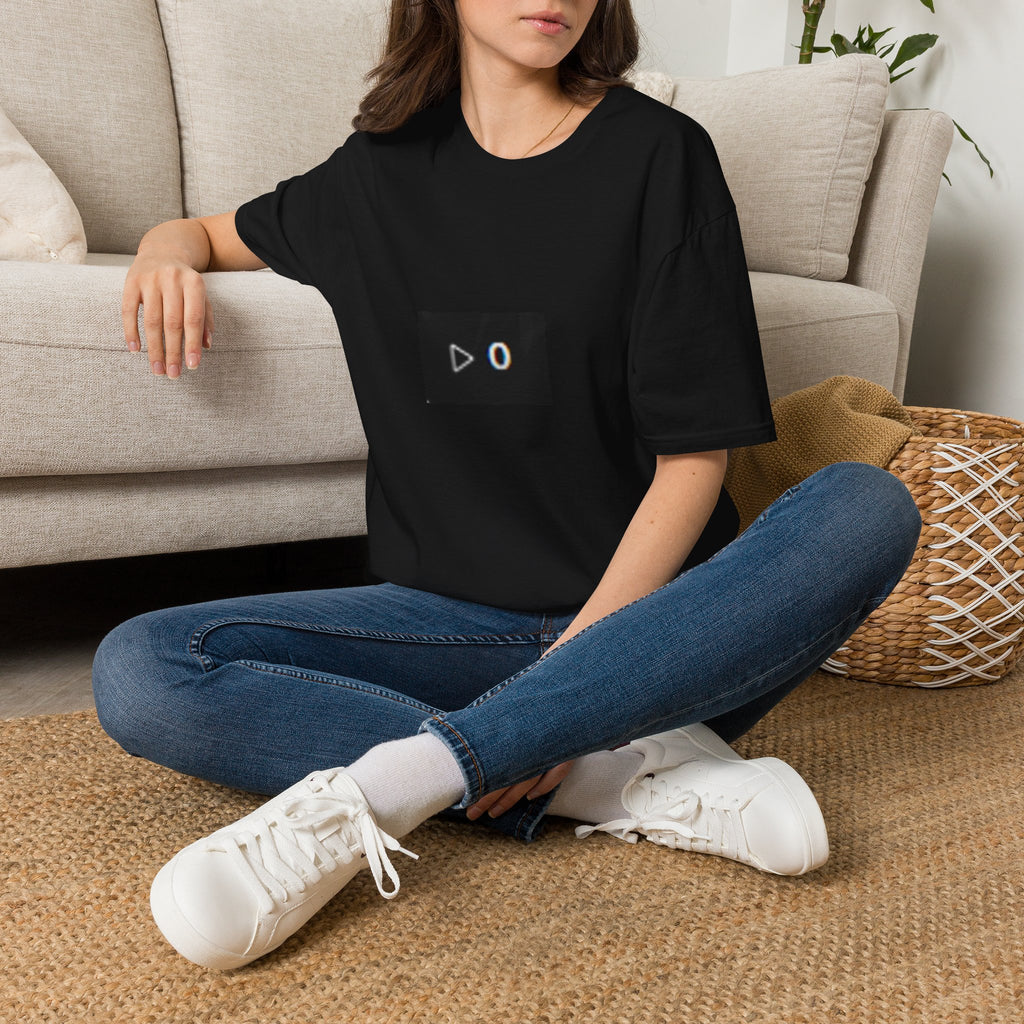 Zero Plays T‑Shirt — Minimal Play Button '0' Graphic Tee