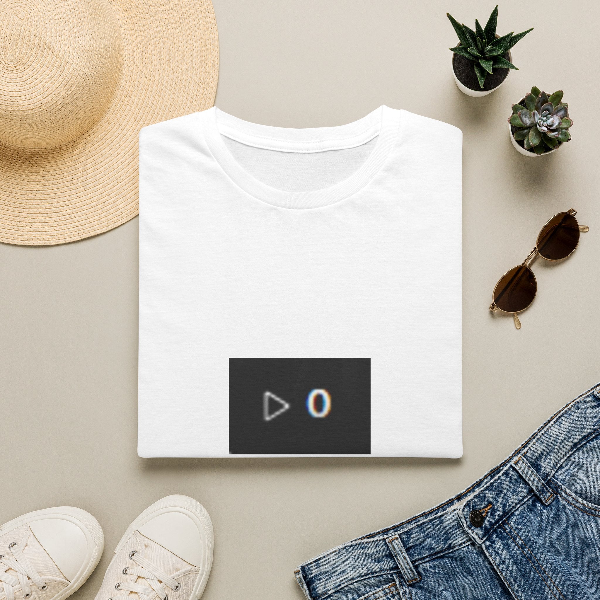 Zero Plays T‑Shirt — Minimal Play Button '0' Graphic Tee