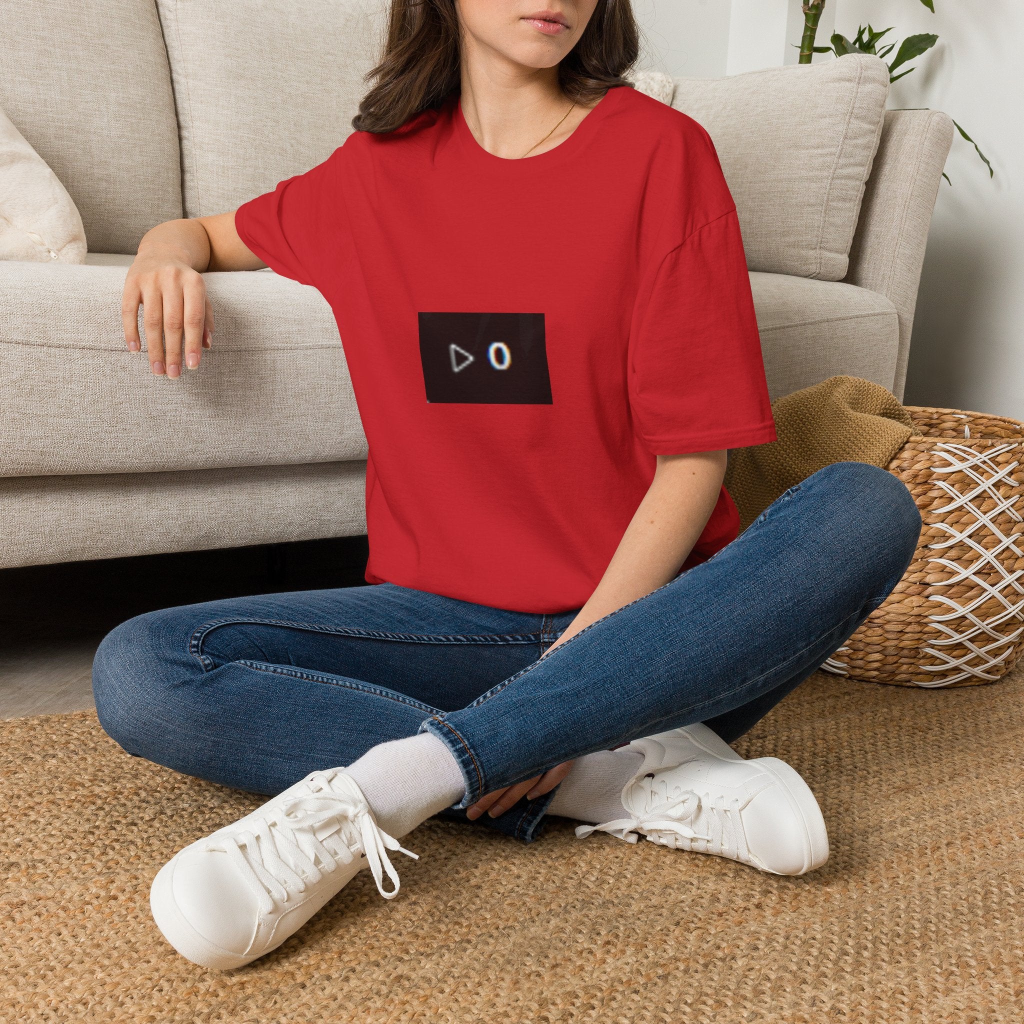 Zero Plays T‑Shirt — Minimal Play Button '0' Graphic Tee