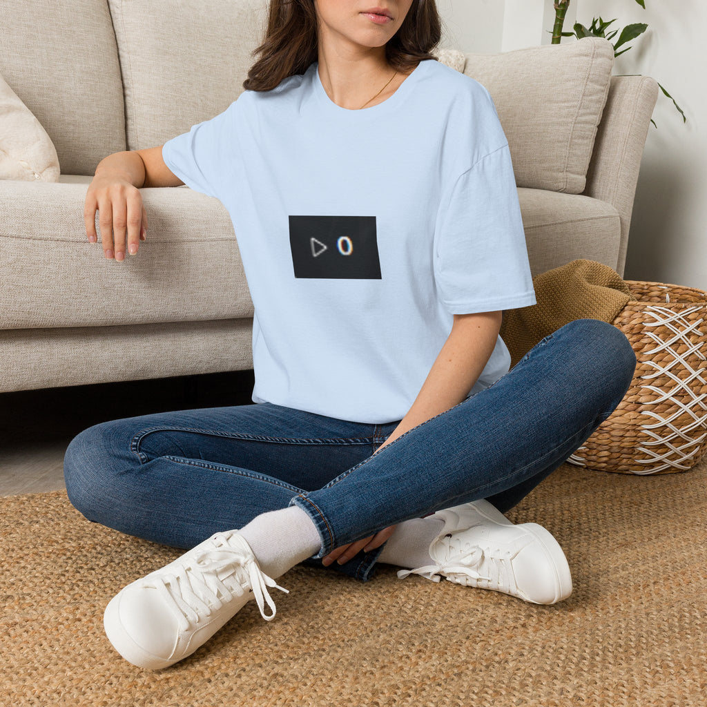 Zero Plays T‑Shirt — Minimal Play Button '0' Graphic Tee