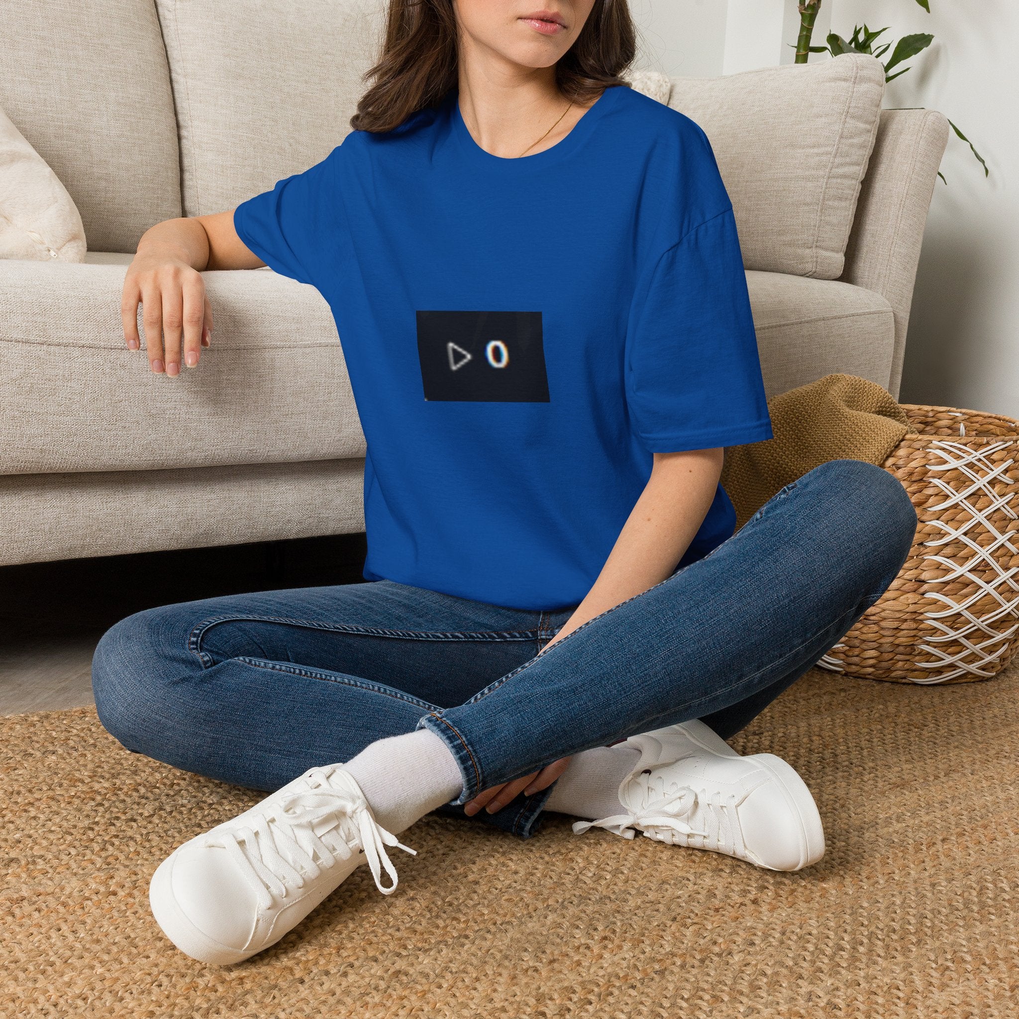 Zero Plays T‑Shirt — Minimal Play Button '0' Graphic Tee